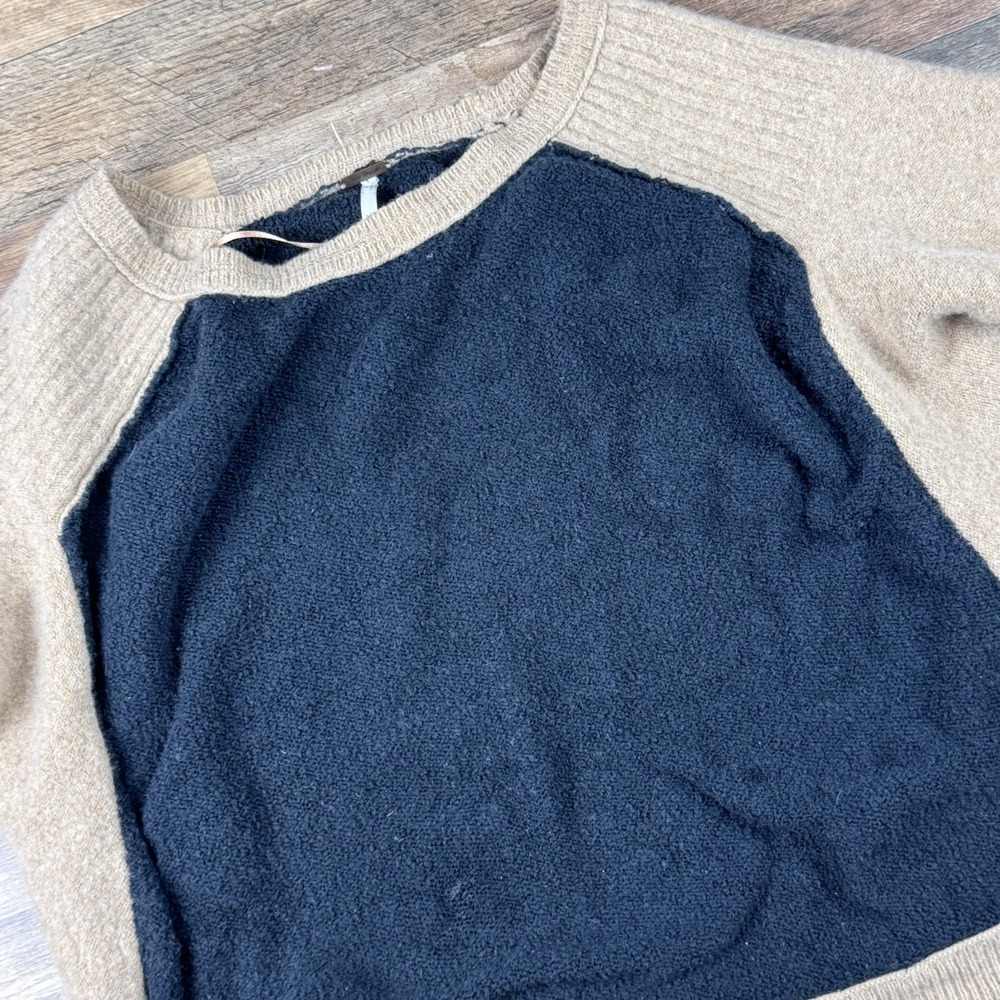 Free People Sweater Women's M Raglan Black Tan Color Block Medium Pullover